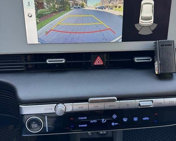 Белый Хендай Ioniq 5, объемом двигателя 0 л и пробегом 47 тыс. км за 26900 $, фото 19 на Automoto.ua