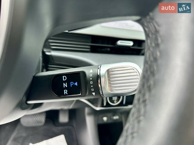 Белый Хендай Ioniq 5, объемом двигателя 0 л и пробегом 42 тыс. км за 29500 $, фото 45 на Automoto.ua