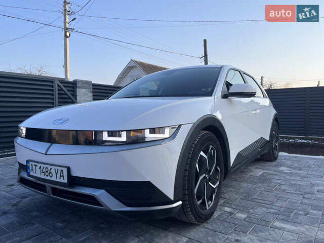 Белый Хендай Ioniq 5, объемом двигателя 0 л и пробегом 96 тыс. км за 22500 $, фото 9 на Automoto.ua