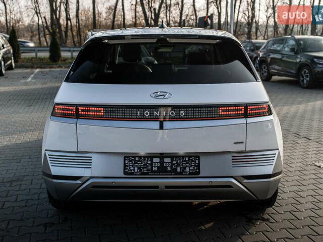 Белый Хендай Ioniq 5, объемом двигателя 0 л и пробегом 32 тыс. км за 34200 $, фото 21 на Automoto.ua