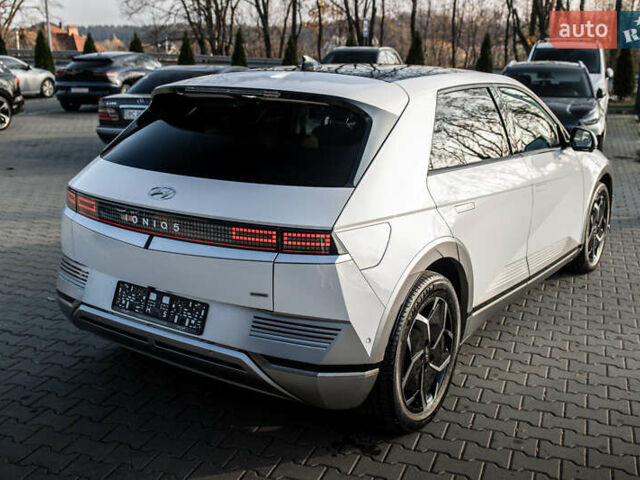 Белый Хендай Ioniq 5, объемом двигателя 0 л и пробегом 32 тыс. км за 34200 $, фото 20 на Automoto.ua