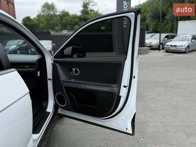 Білий Хендай Ioniq 5, об'ємом двигуна 0 л та пробігом 78 тис. км за 26000 $, фото 21 на Automoto.ua