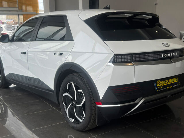 Білий Хендай Ioniq 5, об'ємом двигуна 77 л та пробігом 44 тис. км за 32500 $, фото 4 на Automoto.ua
