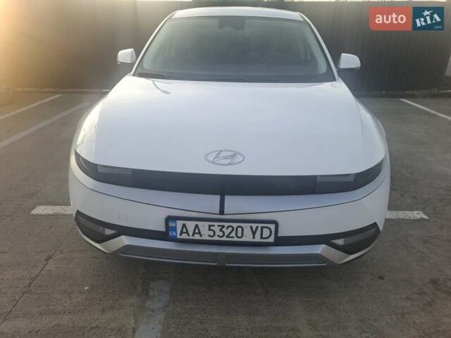 Білий Хендай Ioniq 5, об'ємом двигуна 0 л та пробігом 40 тис. км за 26200 $, фото 5 на Automoto.ua