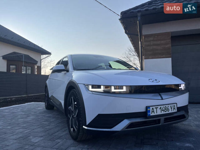 Белый Хендай Ioniq 5, объемом двигателя 0 л и пробегом 96 тыс. км за 22500 $, фото 26 на Automoto.ua