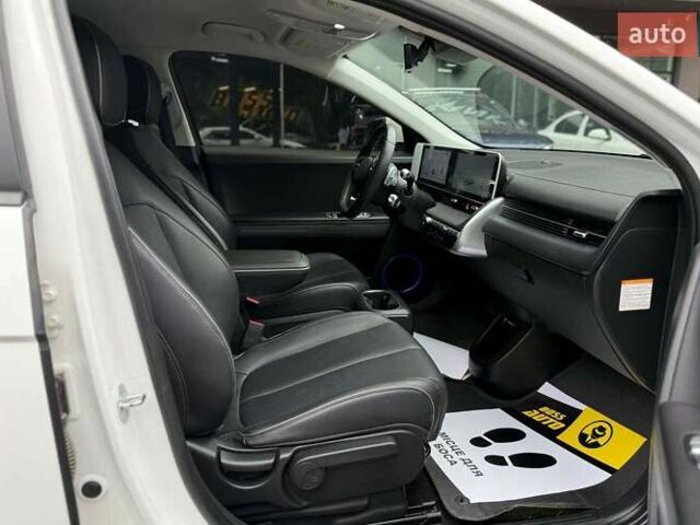 Білий Хендай Ioniq 5, об'ємом двигуна 0 л та пробігом 78 тис. км за 26000 $, фото 20 на Automoto.ua