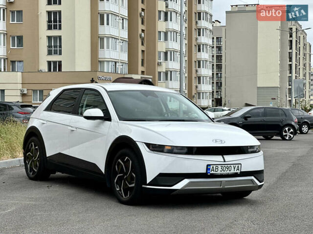 Белый Хендай Ioniq 5, объемом двигателя 0 л и пробегом 42 тыс. км за 29999 $, фото 26 на Automoto.ua