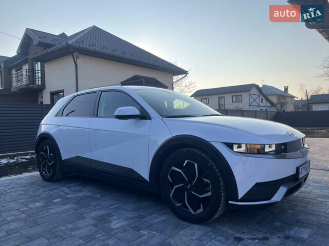 Белый Хендай Ioniq 5, объемом двигателя 0 л и пробегом 96 тыс. км за 22500 $, фото 8 на Automoto.ua