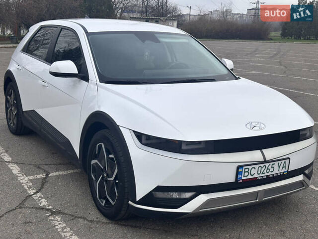 Белый Хендай Ioniq 5, объемом двигателя 0 л и пробегом 71 тыс. км за 23900 $, фото 14 на Automoto.ua