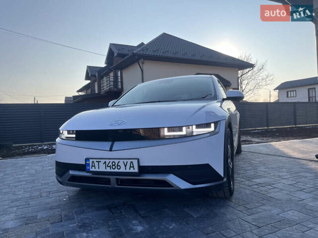 Белый Хендай Ioniq 5, объемом двигателя 0 л и пробегом 96 тыс. км за 22500 $, фото 24 на Automoto.ua
