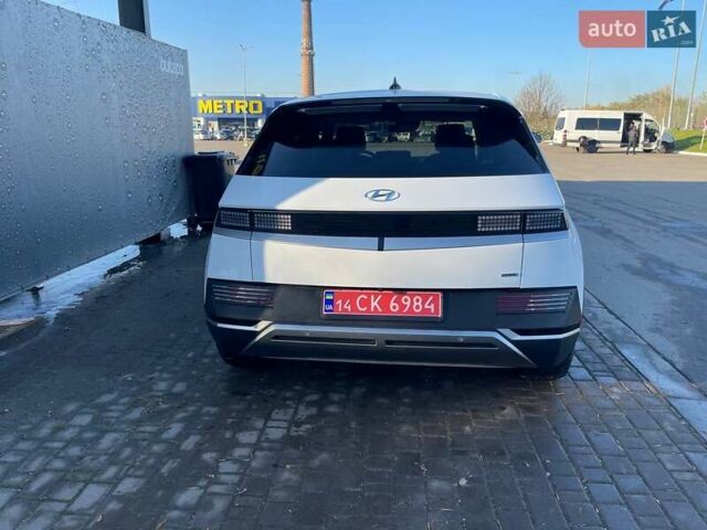 Белый Хендай Ioniq 5, объемом двигателя 0 л и пробегом 35 тыс. км за 23400 $, фото 1 на Automoto.ua