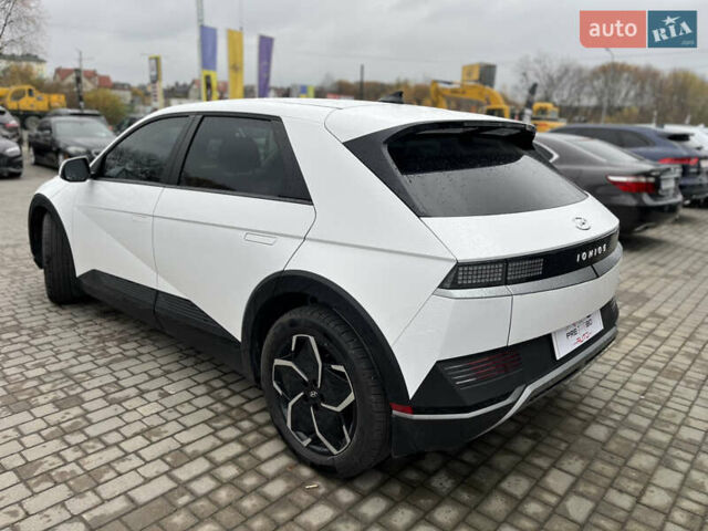 Белый Хендай Ioniq 5, объемом двигателя 0 л и пробегом 3 тыс. км за 26750 $, фото 6 на Automoto.ua
