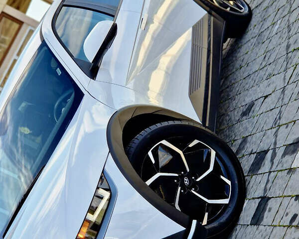 Белый Хендай Ioniq 5, объемом двигателя 0 л и пробегом 22 тыс. км за 25900 $, фото 23 на Automoto.ua