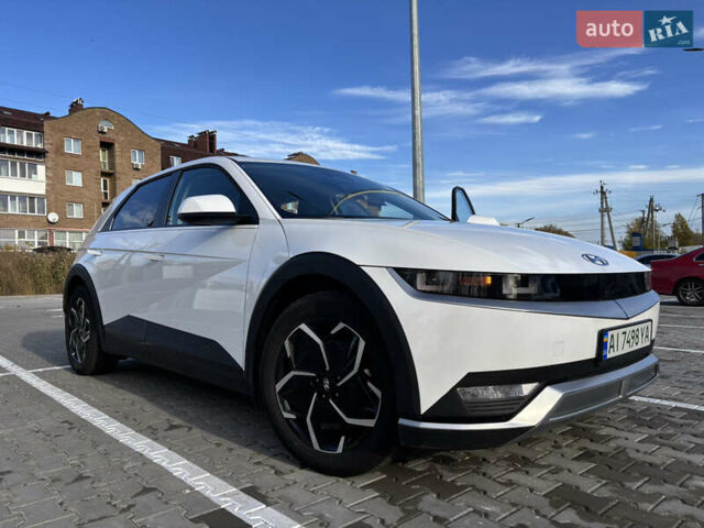 Белый Хендай Ioniq 5, объемом двигателя 0 л и пробегом 20 тыс. км за 26400 $, фото 3 на Automoto.ua