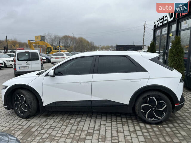 Белый Хендай Ioniq 5, объемом двигателя 0 л и пробегом 3 тыс. км за 26750 $, фото 7 на Automoto.ua