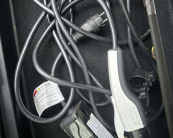 Белый Хендай Ioniq 5, объемом двигателя 0 л и пробегом 84 тыс. км за 23200 $, фото 21 на Automoto.ua