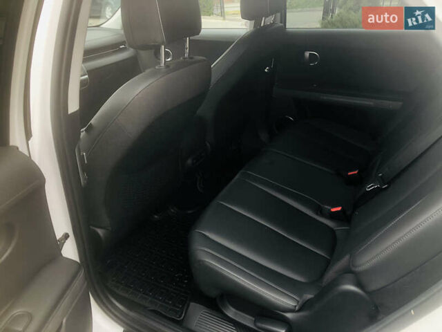 Белый Хендай Ioniq 5, объемом двигателя 0 л и пробегом 30 тыс. км за 26700 $, фото 23 на Automoto.ua