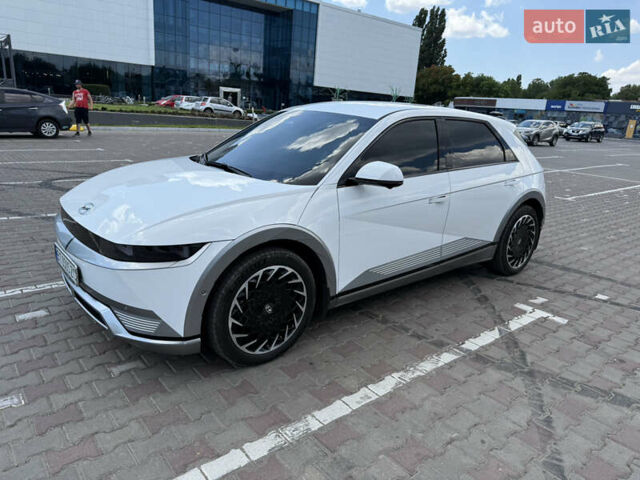 Белый Хендай Ioniq 5, объемом двигателя 0 л и пробегом 28 тыс. км за 33500 $, фото 21 на Automoto.ua