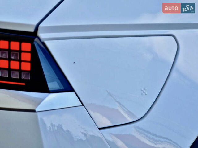 Белый Хендай Ioniq 5, объемом двигателя 0 л и пробегом 22 тыс. км за 25900 $, фото 47 на Automoto.ua