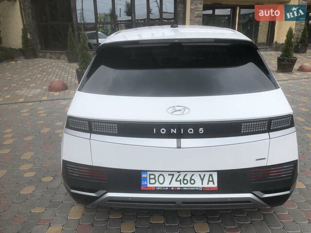 Белый Хендай Ioniq 5, объемом двигателя 0 л и пробегом 30 тыс. км за 26700 $, фото 10 на Automoto.ua