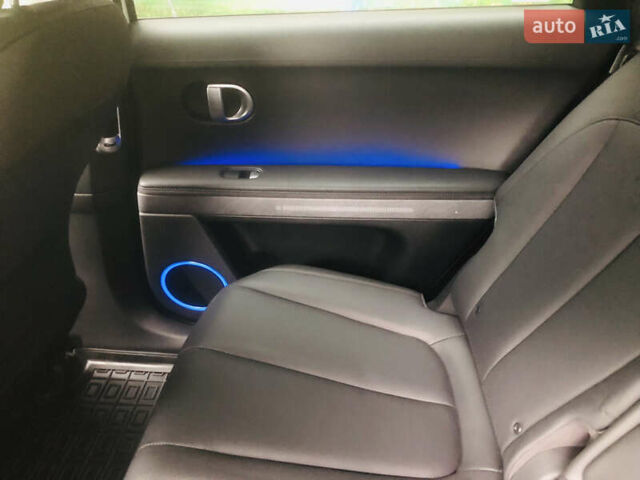 Белый Хендай Ioniq 5, объемом двигателя 0 л и пробегом 30 тыс. км за 26700 $, фото 25 на Automoto.ua