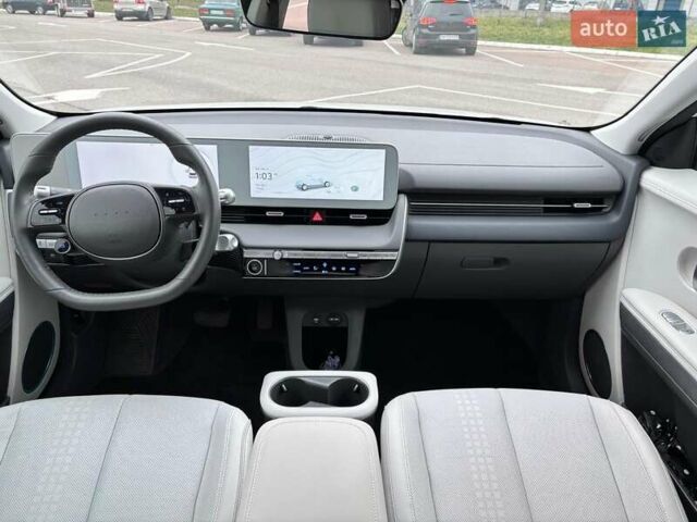 Білий Хендай Ioniq 5, об'ємом двигуна 0 л та пробігом 31 тис. км за 28999 $, фото 3 на Automoto.ua