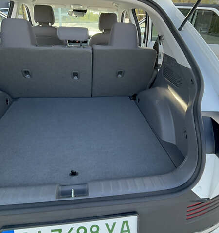 Белый Хендай Ioniq 5, объемом двигателя 0 л и пробегом 20 тыс. км за 26400 $, фото 8 на Automoto.ua