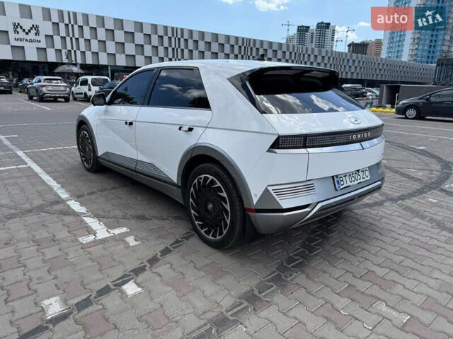 Белый Хендай Ioniq 5, объемом двигателя 0 л и пробегом 28 тыс. км за 33500 $, фото 6 на Automoto.ua