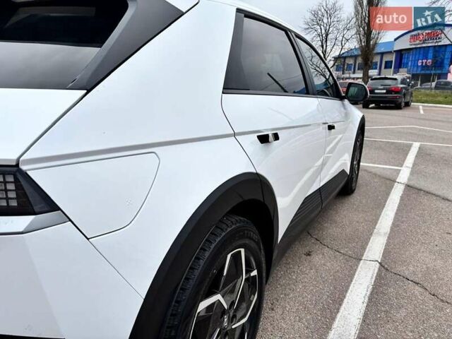 Білий Хендай Ioniq 5, об'ємом двигуна 0 л та пробігом 31 тис. км за 28999 $, фото 2 на Automoto.ua