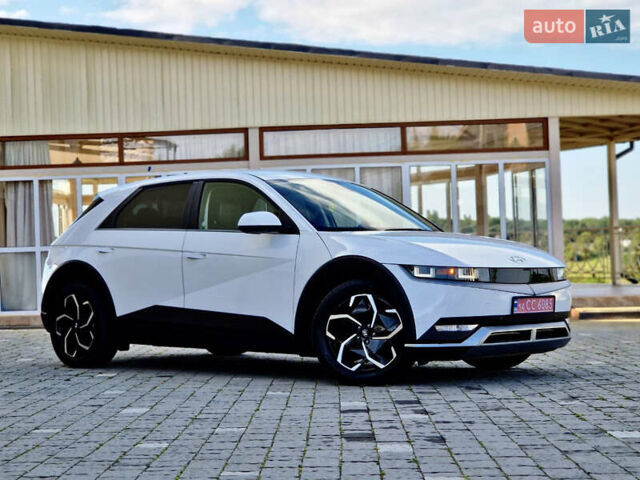 Белый Хендай Ioniq 5, объемом двигателя 0 л и пробегом 22 тыс. км за 25900 $, фото 33 на Automoto.ua