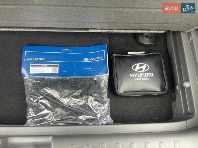 Белый Хендай Ioniq 5, объемом двигателя 0 л и пробегом 35 тыс. км за 23400 $, фото 4 на Automoto.ua