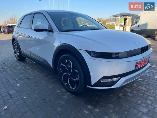 Белый Хендай Ioniq 5, объемом двигателя 0 л и пробегом 35 тыс. км за 23400 $, фото 13 на Automoto.ua