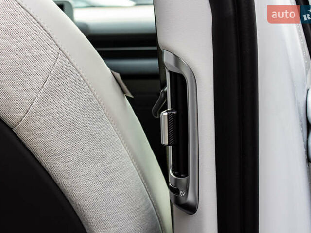 Белый Хендай Ioniq 5, объемом двигателя 0 л и пробегом 2 тыс. км за 33000 $, фото 67 на Automoto.ua