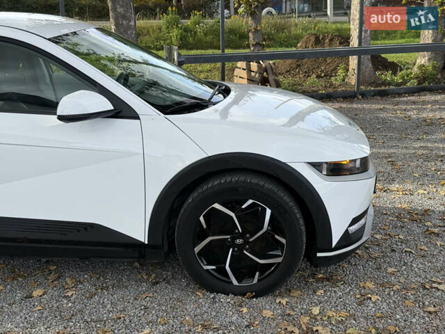 Білий Хендай Ioniq 5, об'ємом двигуна 0 л та пробігом 17 тис. км за 26500 $, фото 24 на Automoto.ua
