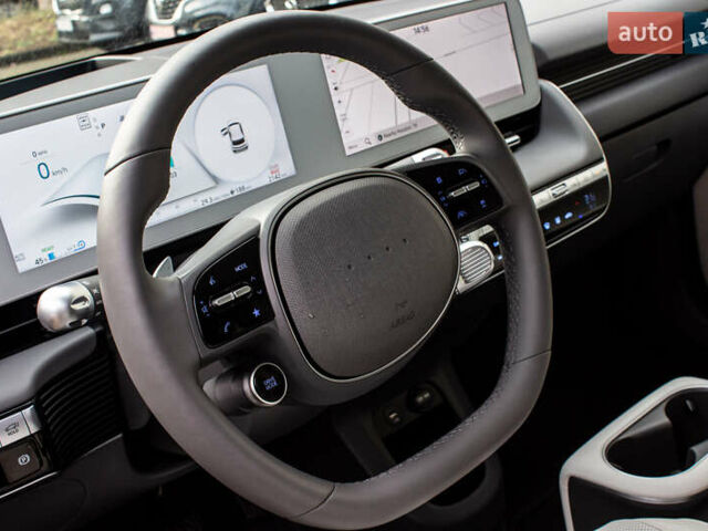 Белый Хендай Ioniq 5, объемом двигателя 0 л и пробегом 2 тыс. км за 33000 $, фото 38 на Automoto.ua