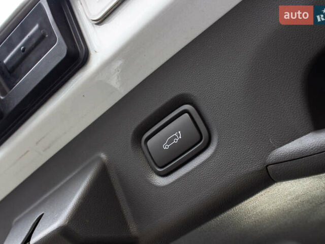 Белый Хендай Ioniq 5, объемом двигателя 0 л и пробегом 2 тыс. км за 33000 $, фото 71 на Automoto.ua