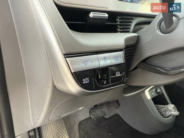 Білий Хендай Ioniq 5, об'ємом двигуна 0 л та пробігом 17 тис. км за 26500 $, фото 38 на Automoto.ua