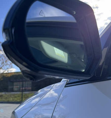 Белый Хендай Ioniq 5, объемом двигателя 0 л и пробегом 23 тыс. км за 31500 $, фото 10 на Automoto.ua