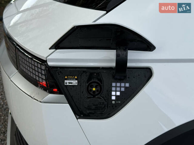 Білий Хендай Ioniq 5, об'ємом двигуна 0 л та пробігом 17 тис. км за 26500 $, фото 20 на Automoto.ua