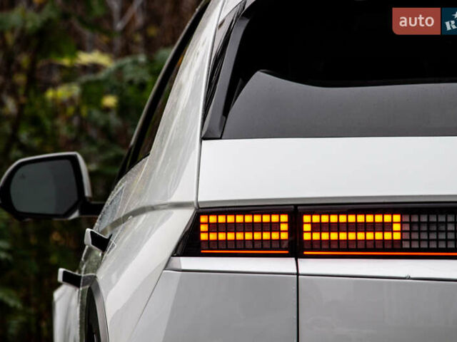 Белый Хендай Ioniq 5, объемом двигателя 0 л и пробегом 2 тыс. км за 33000 $, фото 27 на Automoto.ua