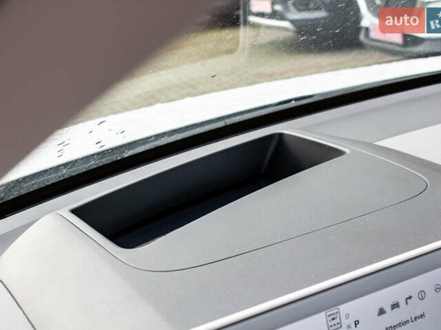 Белый Хендай Ioniq 5, объемом двигателя 0 л и пробегом 2 тыс. км за 33000 $, фото 39 на Automoto.ua