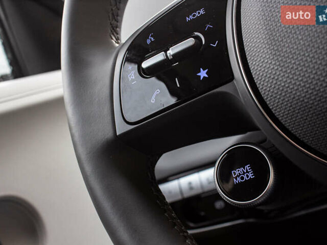 Белый Хендай Ioniq 5, объемом двигателя 0 л и пробегом 2 тыс. км за 33000 $, фото 47 на Automoto.ua