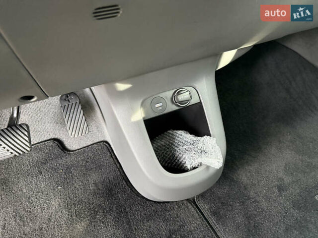 Білий Хендай Ioniq 5, об'ємом двигуна 0 л та пробігом 17 тис. км за 26500 $, фото 43 на Automoto.ua