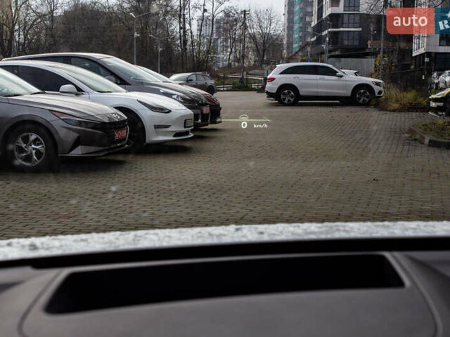 Белый Хендай Ioniq 5, объемом двигателя 0 л и пробегом 2 тыс. км за 33000 $, фото 40 на Automoto.ua