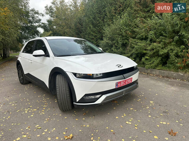 Белый Хендай Ioniq 5, объемом двигателя 0 л и пробегом 40 тыс. км за 26900 $, фото 32 на Automoto.ua