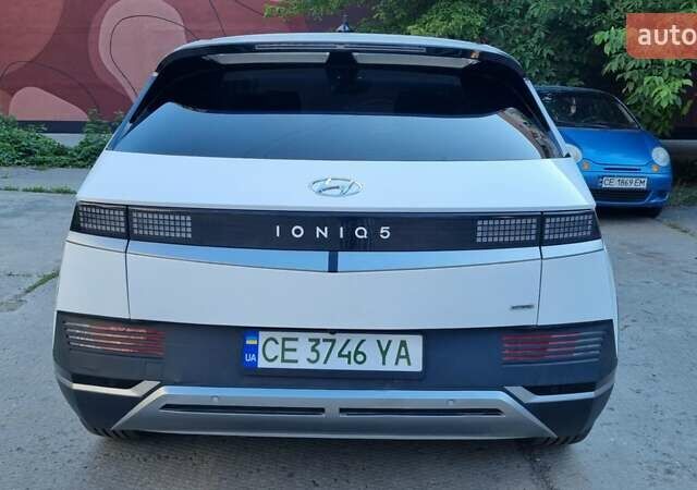 Белый Хендай Ioniq 5, объемом двигателя 0 л и пробегом 3 тыс. км за 28000 $, фото 14 на Automoto.ua