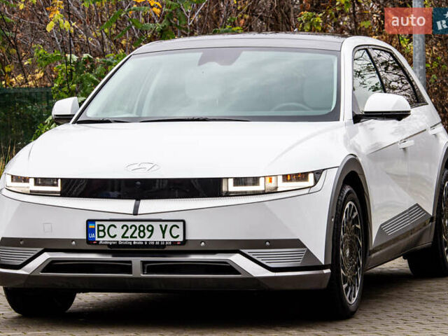 Белый Хендай Ioniq 5, объемом двигателя 0 л и пробегом 2 тыс. км за 33000 $, фото 5 на Automoto.ua