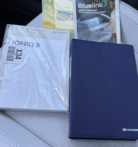 Белый Хендай Ioniq 5, объемом двигателя 0 л и пробегом 23 тыс. км за 31500 $, фото 17 на Automoto.ua