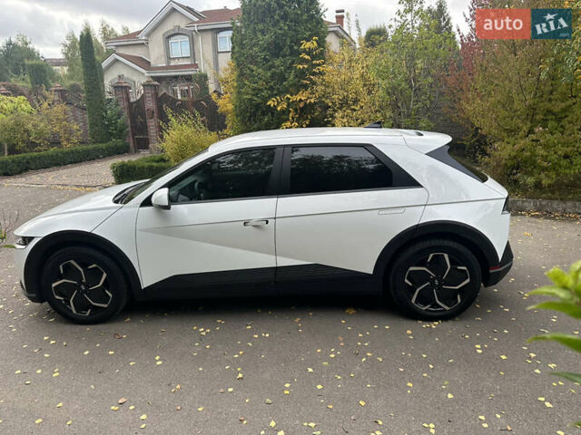 Белый Хендай Ioniq 5, объемом двигателя 0 л и пробегом 40 тыс. км за 26900 $, фото 10 на Automoto.ua