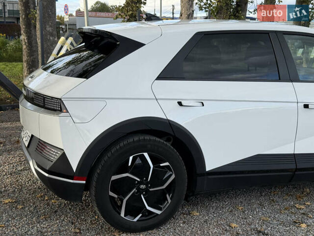 Білий Хендай Ioniq 5, об'ємом двигуна 0 л та пробігом 17 тис. км за 26500 $, фото 21 на Automoto.ua